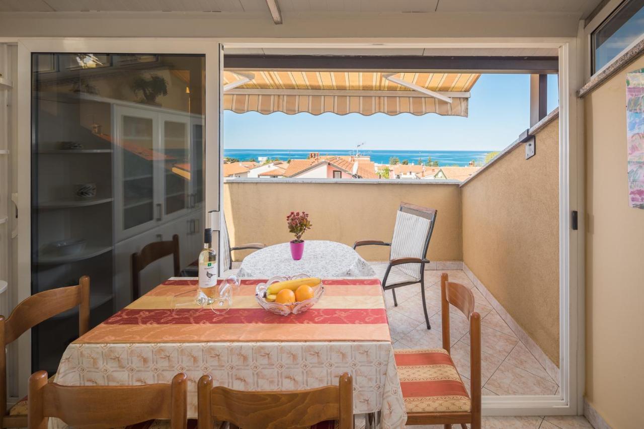 Bella Vista Apartment Пореч Екстериор снимка